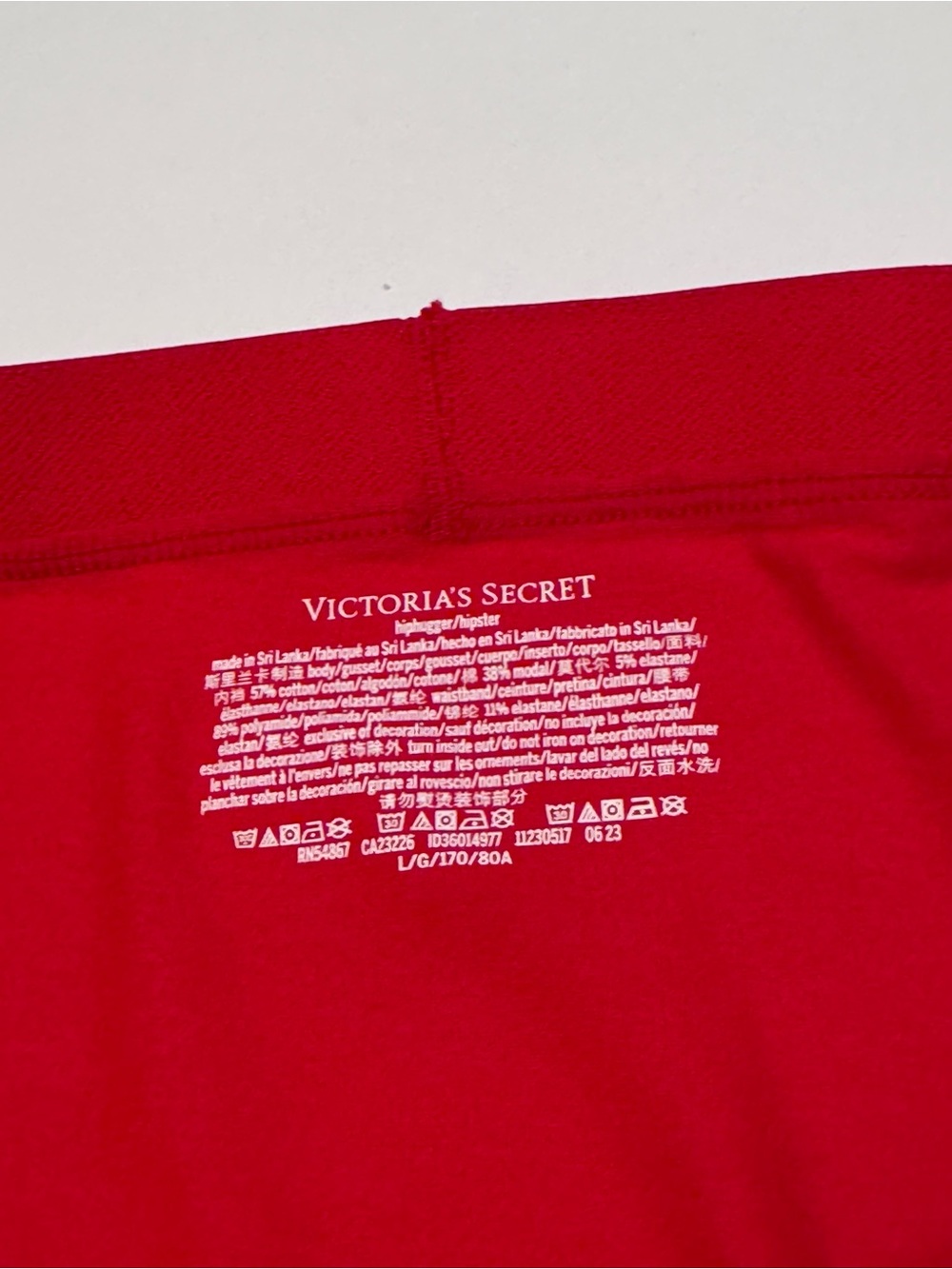 Victoria’s Secret Red Hiphugger Panty with Crystal Logo Accent Size Large NWT - Picture 5 of 5